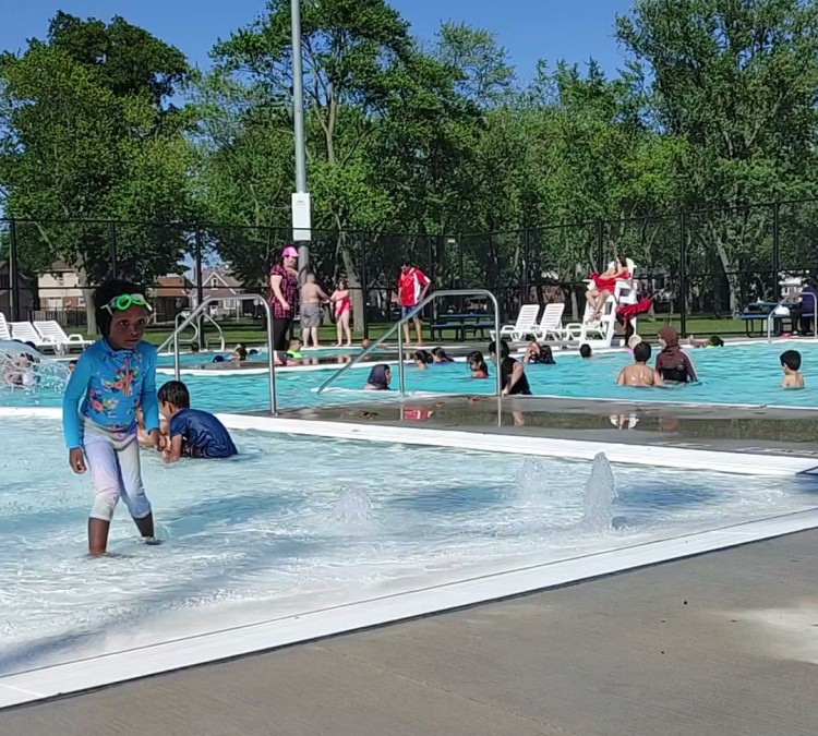 Ford Woods Pool & Water Park (Dearborn,&nbspMI)